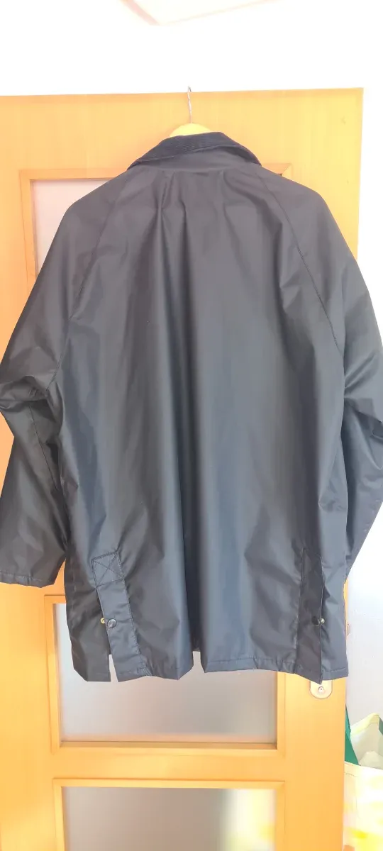 Cazadora Wilkes & Akerman azul tipo barbour