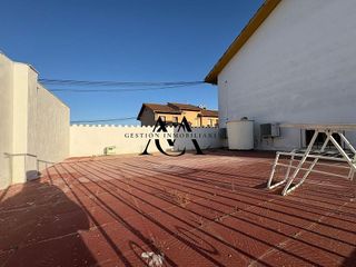 Chalet en venta en Lucena