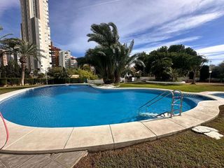 Piso en venta en Cala de Finestrat en Finestrat