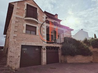 Chalet en venta en Campo Real