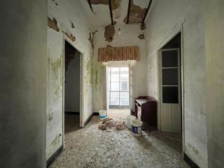 Casa adosada en venta en Lora del Río