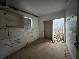 Casa adosada en venta en Lora del Río