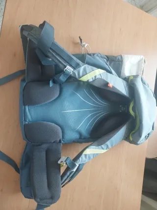 Mochila senderismo azul y verde