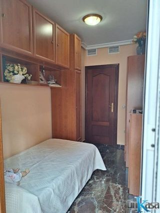Piso en venta en Linares