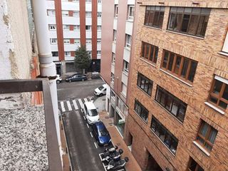 Piso en venta en El Llano en Gijón