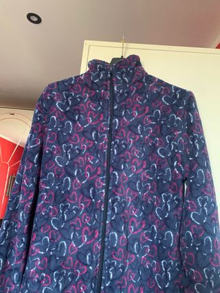 Vestaglia pile con cuori