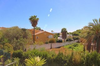 Chalet en venta en El Faro de Calaburra - Chaparral en Mijas