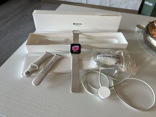 Apple Watch Series 3 38mm Beige/Plata
