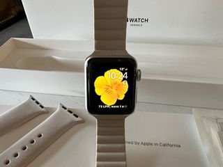Apple Watch Series 3 38mm Beige/Plata