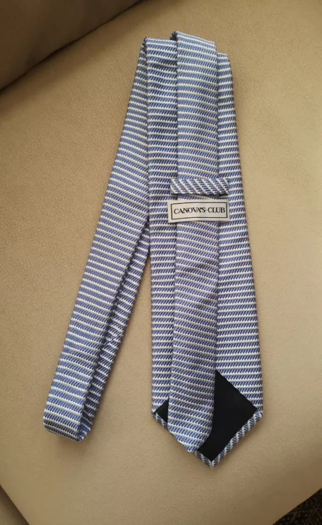 Corbata Canova's Club Italiana Rayas Azul Blanco