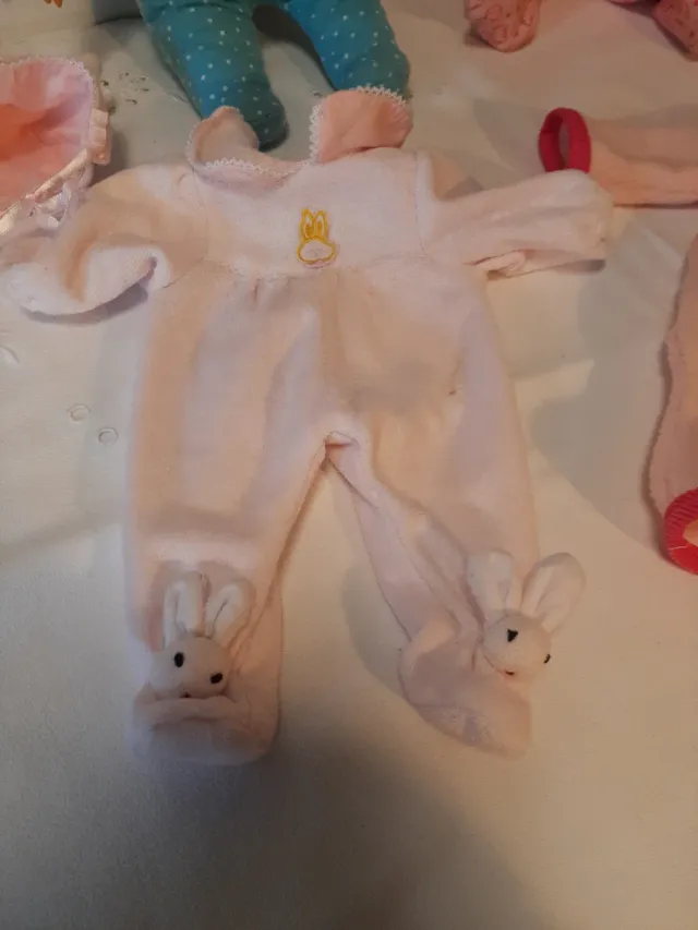 Muñecos Nenuco con ropita