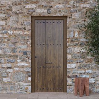 Puerta exterior rústica nogal metálica