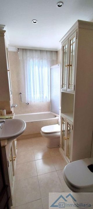 Piso en venta en Numancia - San Fernando en Santander