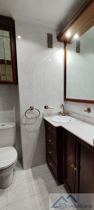 Piso en venta en Numancia - San Fernando en Santander