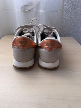 Zapatillas Nike Mujer Talla 40 Beige/Rosa