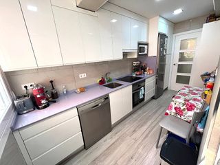 Piso en venta en Zarzaquemada en Leganés