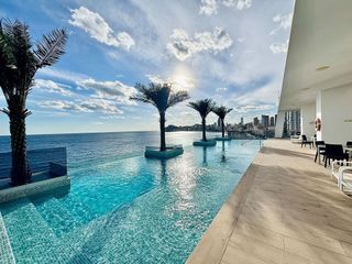 Piso en venta en Playa de Poniente en Benidorm