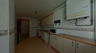 Piso en venta en Juan de la Cierva en Getafe