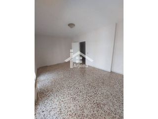 Piso en venta en Lucena