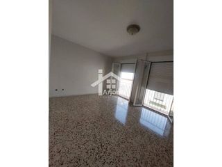 Piso en venta en Lucena