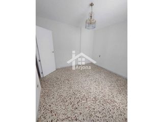 Piso en venta en Lucena