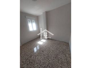 Piso en venta en Lucena
