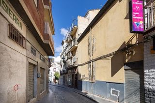 Piso en venta en Iznalloz