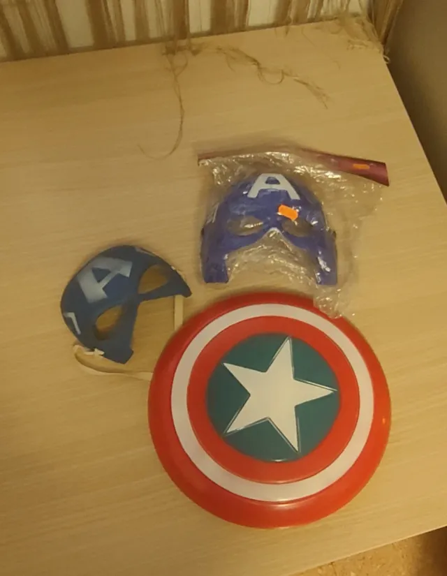 Lote Capitán América: Máscara y Escudo