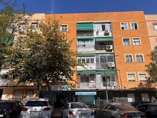 Piso en venta en Juan de la Cierva en Getafe