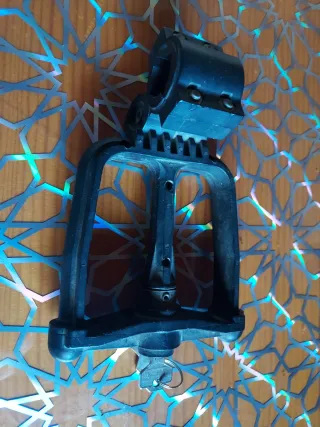 Antirrobo integral para casco de moto