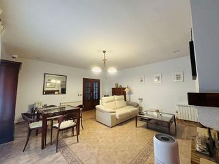 Chalet en venta en Lucena