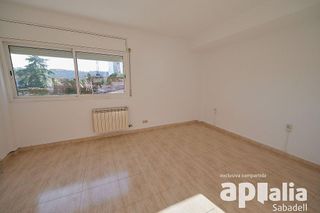 Casa adosada en venta en Sentmenat