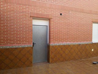 Casa adosada en venta en Fuensalida