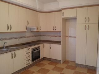 Casa adosada en venta en Fuensalida