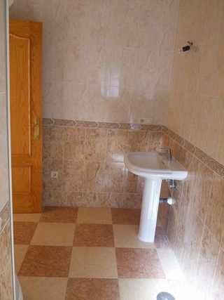 Casa adosada en venta en Fuensalida