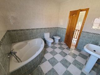 Casa adosada en venta en Fuensalida