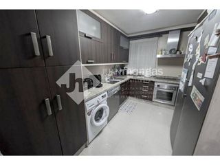 Piso en venta en Lucena