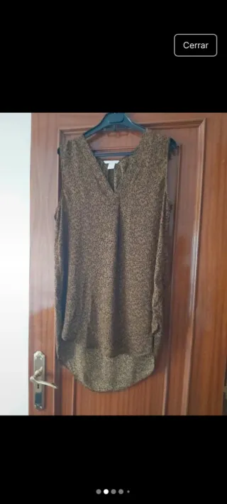 Blusa sin mangas estampado animal print