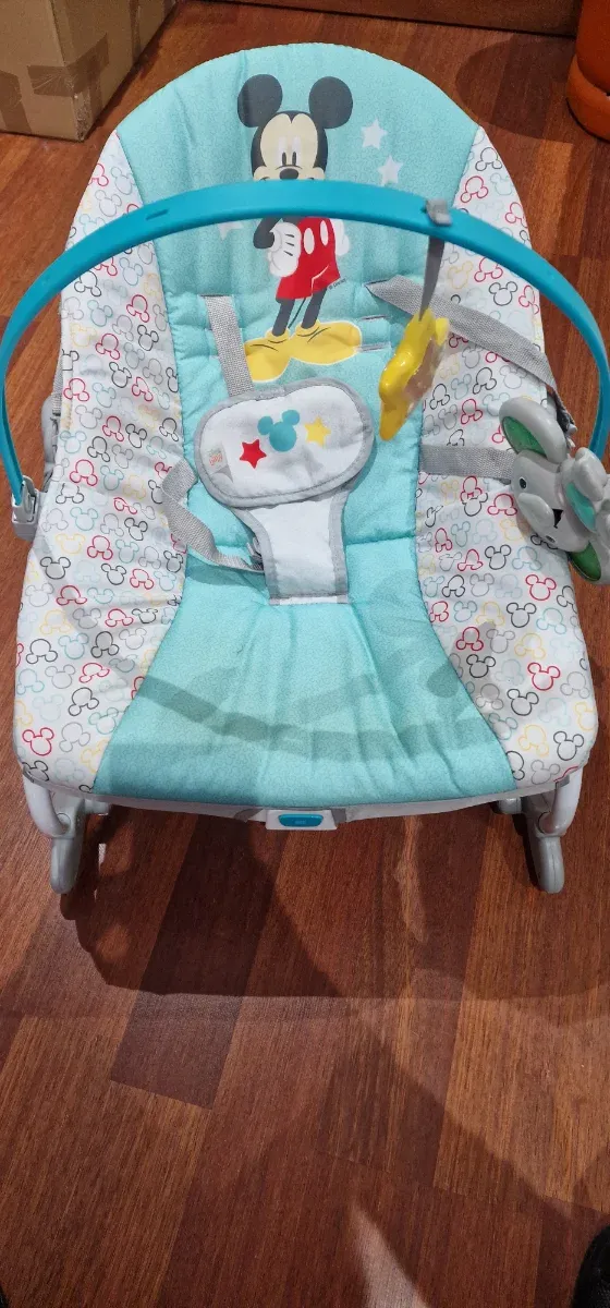 Mecedora para bebé