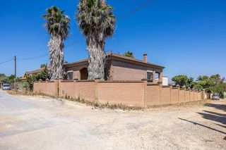 Chalet en venta en Montequinto en Dos Hermanas