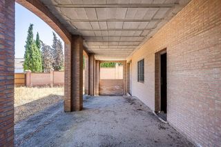 Chalet en venta en Montequinto en Dos Hermanas