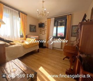 Chalet en venta en Verín