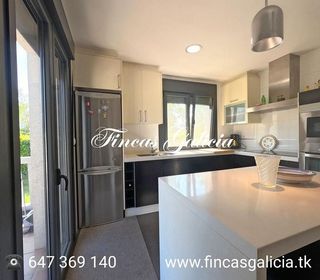Chalet en venta en Verín