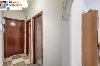 Piso en venta en Camino de Ronda - Rosaleda en Granada