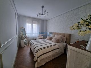 Piso en venta en La Chantría - La Lastra en León