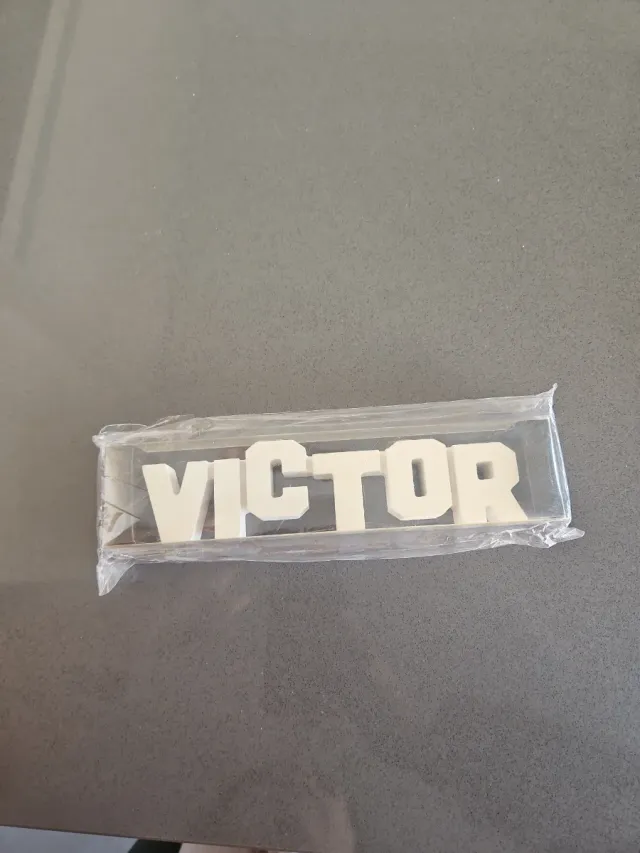 Letrero MDF VICTOR Blanco