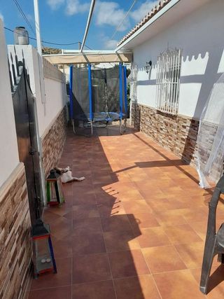 Chalet en venta en Río Real en Marbella