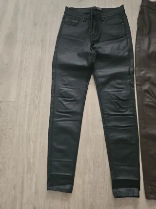 PANTALONES EFECTO PIEL TALLA 38