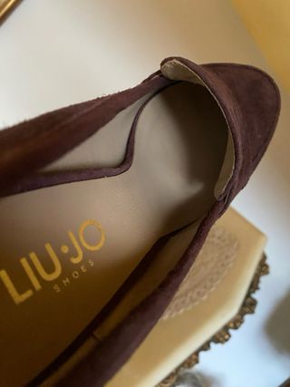 Liu Jo scamosciate color melanzana 37