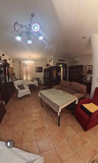 Casa adosada en venta en Brenes